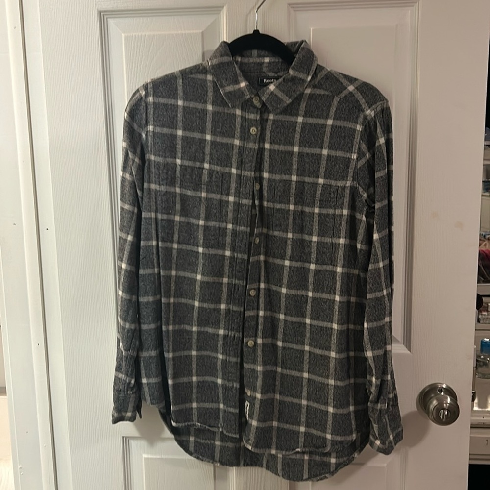 Roots Button Down
